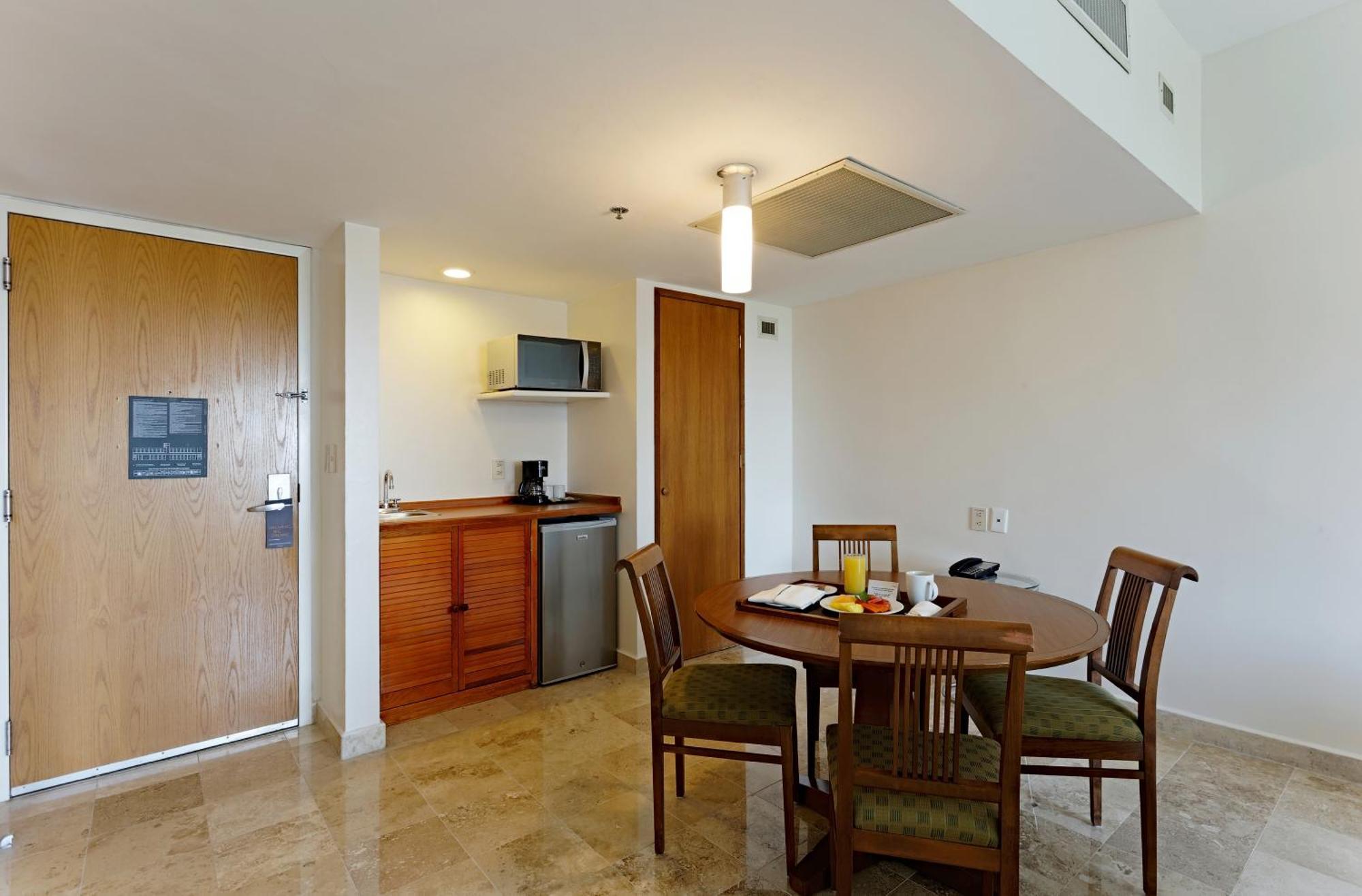 Courtyard By Marriott Villahermosa Tabasco Ngoại thất bức ảnh